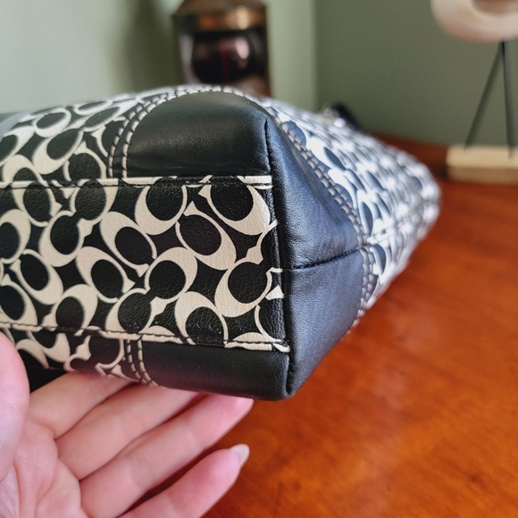 Coach F15137 Chelsea Heritage Stripe Signature Black White Coated Canvas Tote - Picture 8 of 14